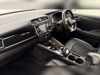 Used Nissan Leaf 2022 for sale - 79160227: Photo