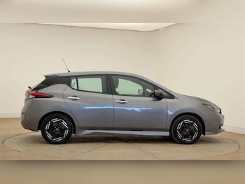 Used Nissan Leaf 2022 for sale - 78277954: Photo