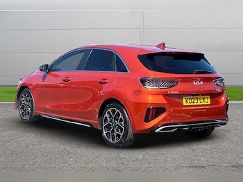 Used Kia Ceed 2023 for sale - 75104602: Photo