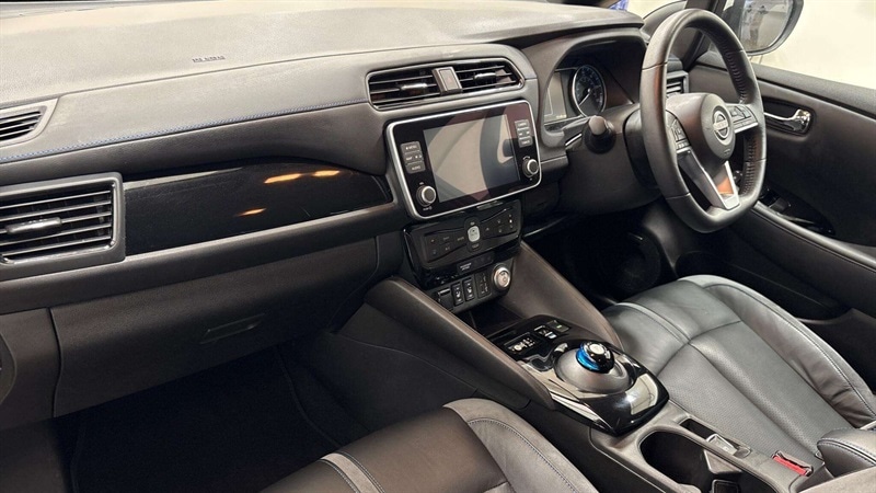 Used Nissan Leaf 2022 for sale - 76575395: Photo 2