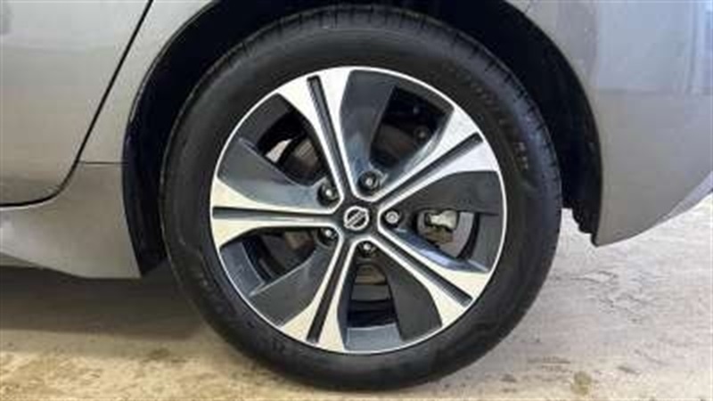 Used Nissan Leaf 2021 for sale - 76204399: Photo 6