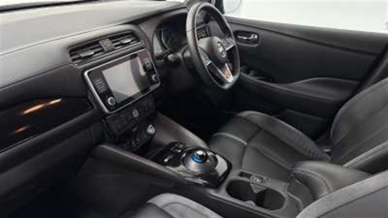 Used Nissan Leaf 2021 for sale - 76204399: Photo 8