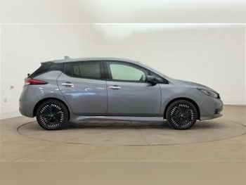 Used Nissan Leaf 2022 for sale - 75950988: Photo