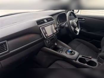 Used Nissan Leaf 2022 for sale - 79147211: Photo