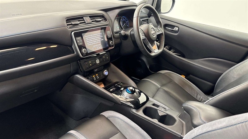 Used Nissan Leaf 2022 for sale - 76717782: Photo 2