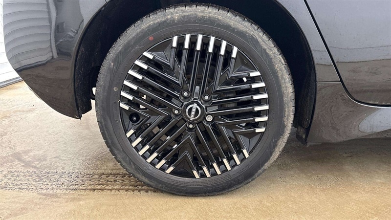 Used Nissan Leaf 2022 for sale - 76717782: Photo 6