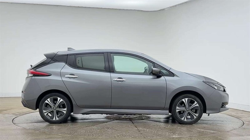 Used Nissan Leaf 2021 for sale - 77232487: Photo 4