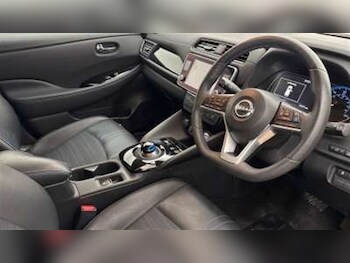 Used Nissan Leaf 2022 for sale - 77698405: Photo