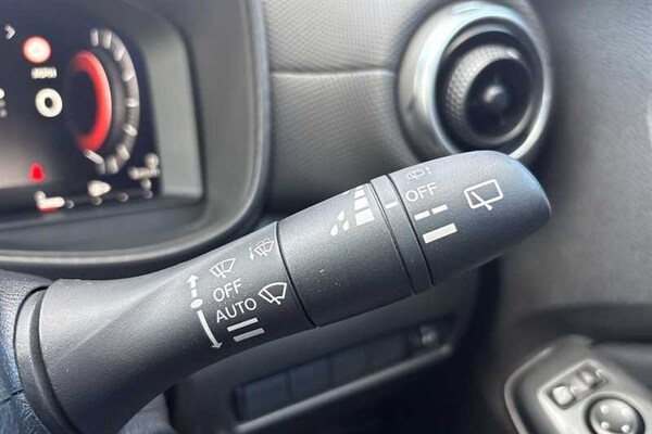 Used Nissan Juke 2024 for sale - 75710328: Photo 24