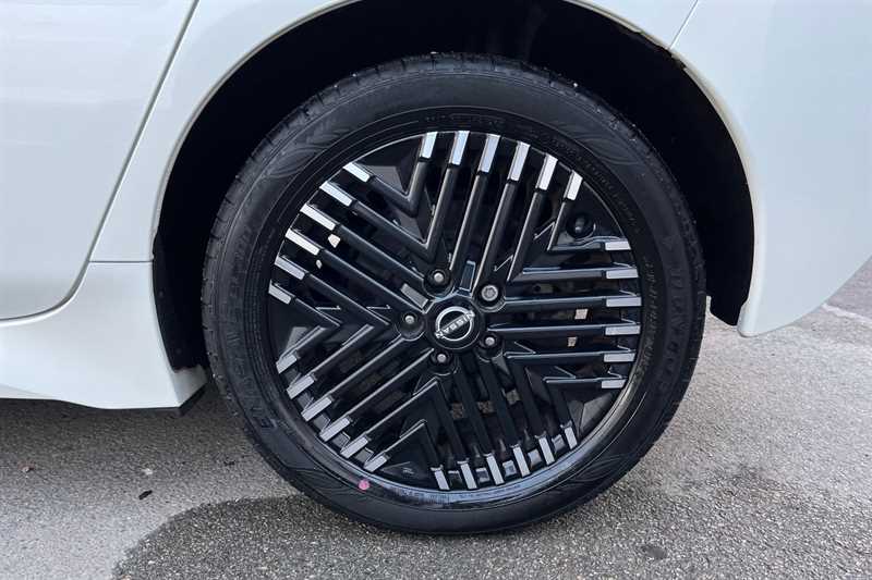 Used Nissan Leaf 2022 for sale - 76954638: Photo 35