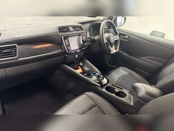 Used Nissan Leaf 2021 for sale - 76575394: Photo