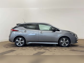 Used Nissan Leaf 2021 for sale - 76575394: Photo