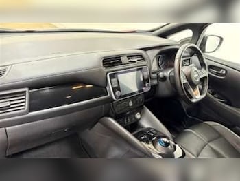 Used Nissan Leaf 2022 for sale - 76552681: Photo