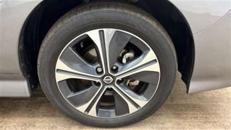 Used Nissan Leaf 2022 for sale - 76204397: Photo 6