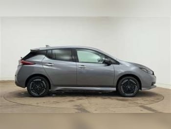 Used Nissan Leaf 2022 for sale - 76434850: Photo