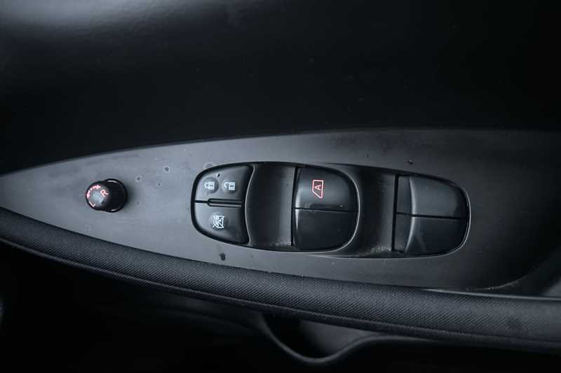 Used Nissan Leaf 2022 for sale - 76717780: Photo 22