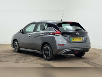 Used Nissan Leaf 2022 for sale - 76717780: Photo