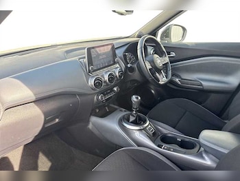 Used Nissan Juke 2022 for sale - 76022051: Photo