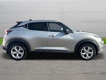 Used Nissan Juke 2022 for sale - 76022051: Photo