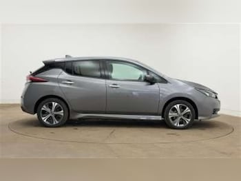Used Nissan Leaf 2021 for sale - 76241832: Photo