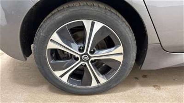 Used Nissan Leaf 2021 for sale - 76241832: Photo 6