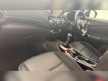 Used Nissan Juke 2023 for sale - 77634801: Photo