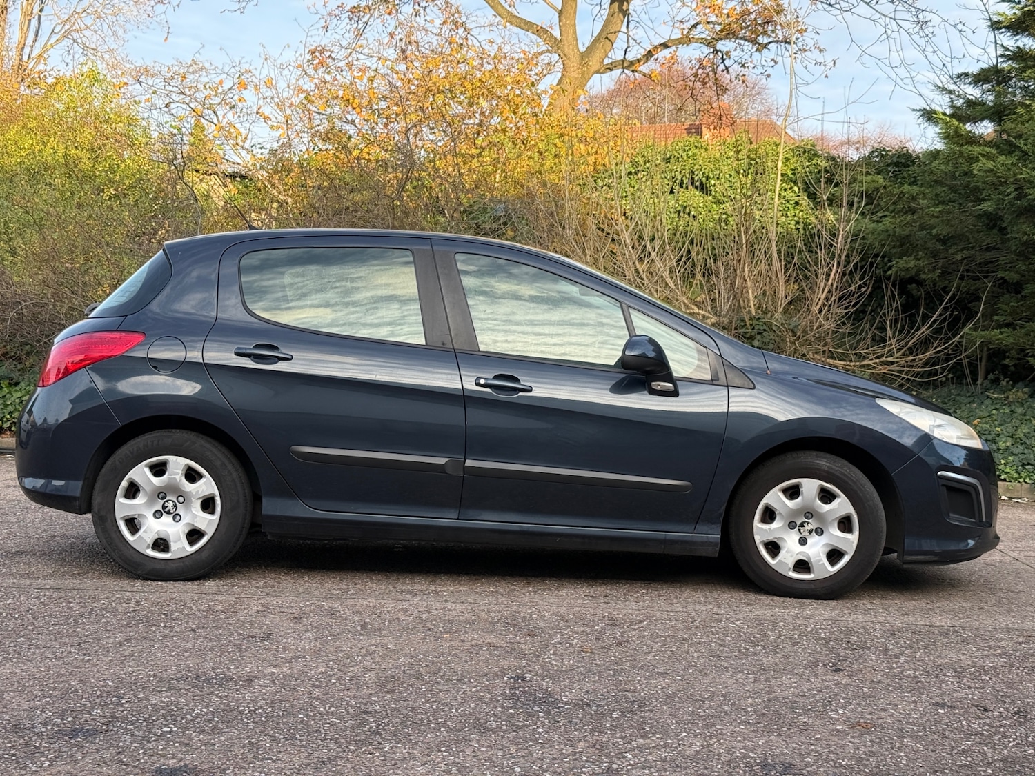 Used Peugeot 308 2012 for sale - 76567851: Photo 6