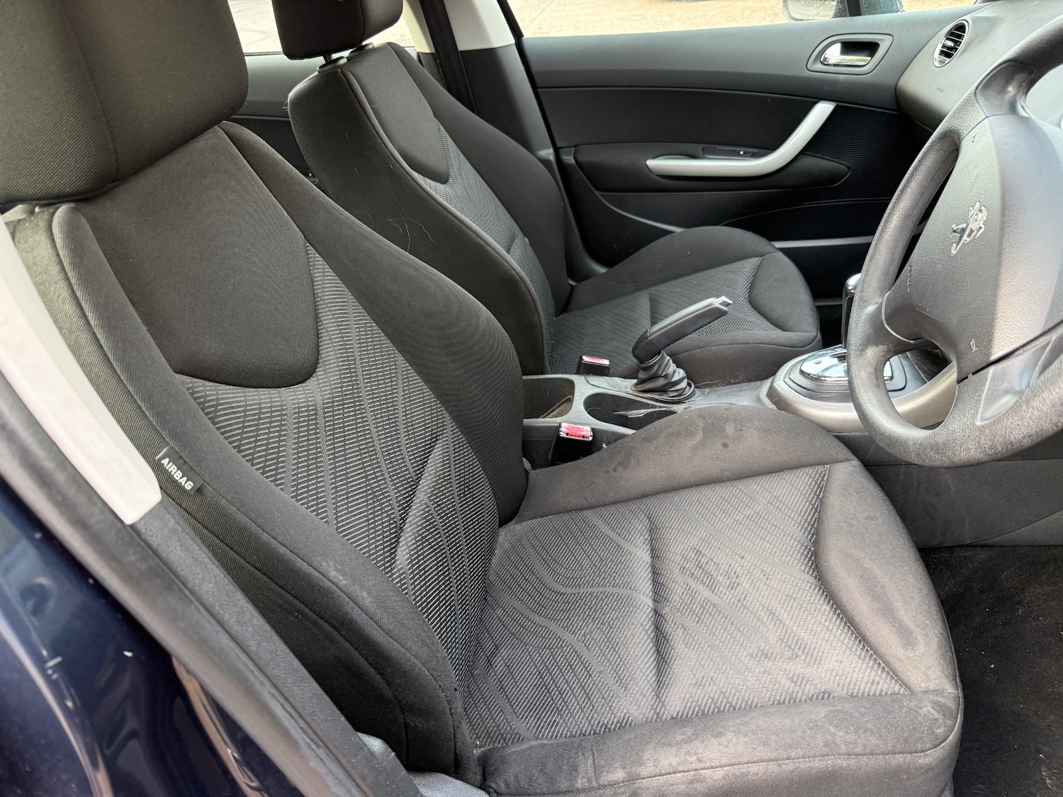 Used Peugeot 308 2012 for sale - 76567851: Photo 9