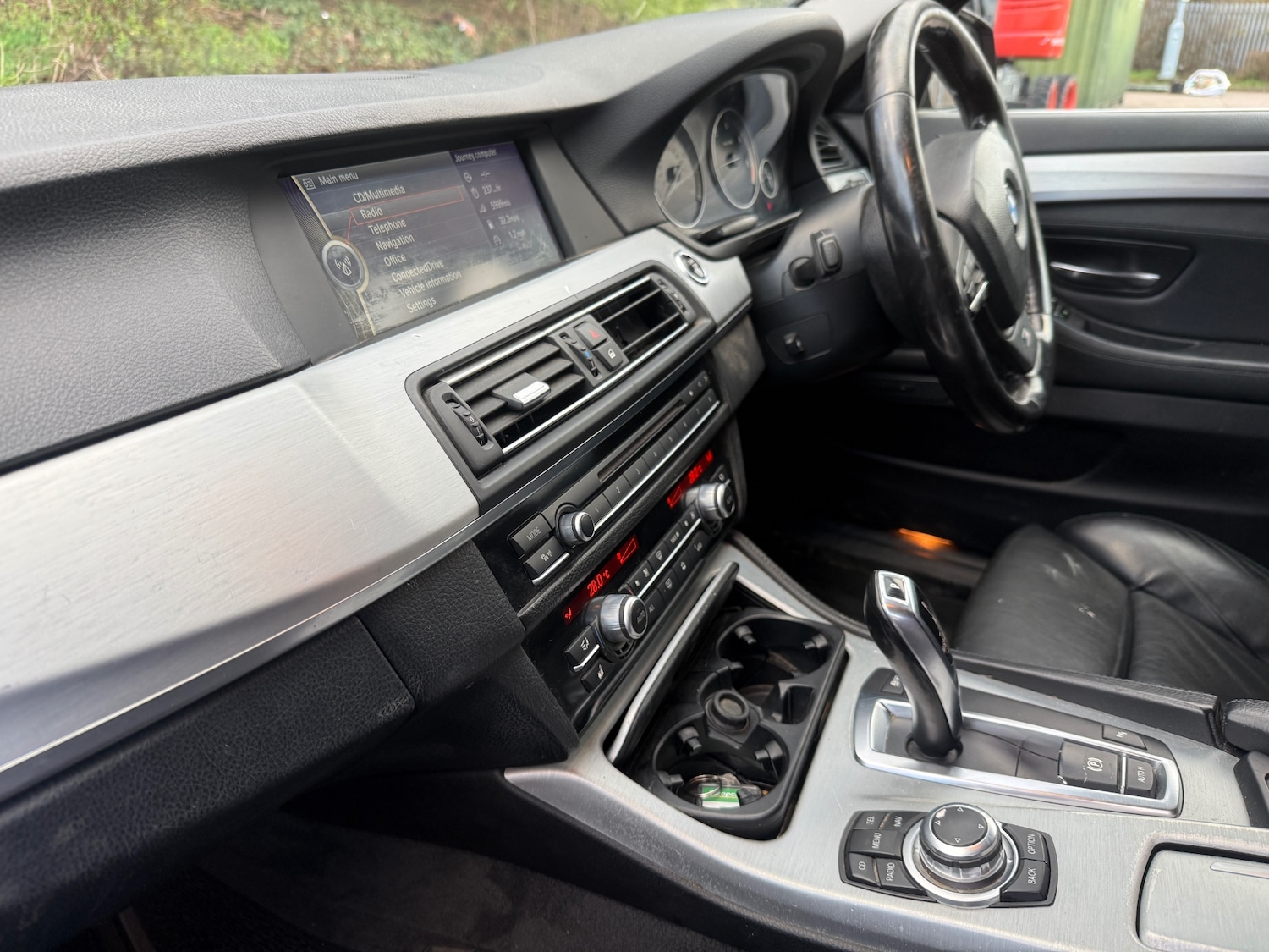 Used BMW 5 Series 2011 for sale - 77013186: Photo 12