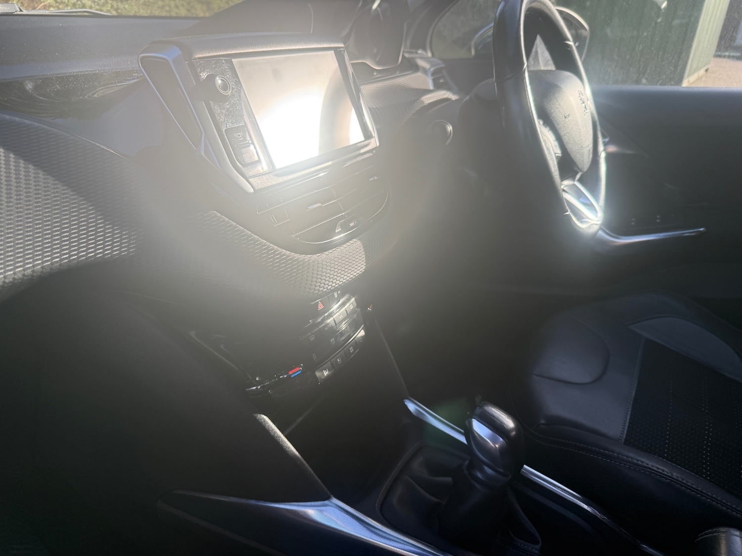 Used Peugeot 2008 2014 for sale - 77312400: Photo 12