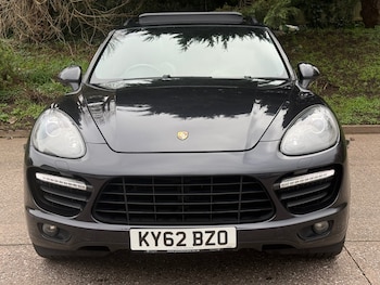 Used Porsche Cayenne 2012 for sale - 77715470: Photo