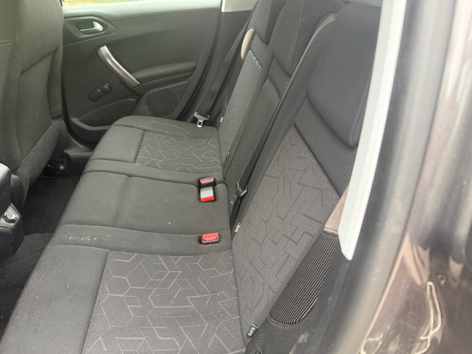 Used Peugeot 2008 2014 for sale - 77640916: Photo 11