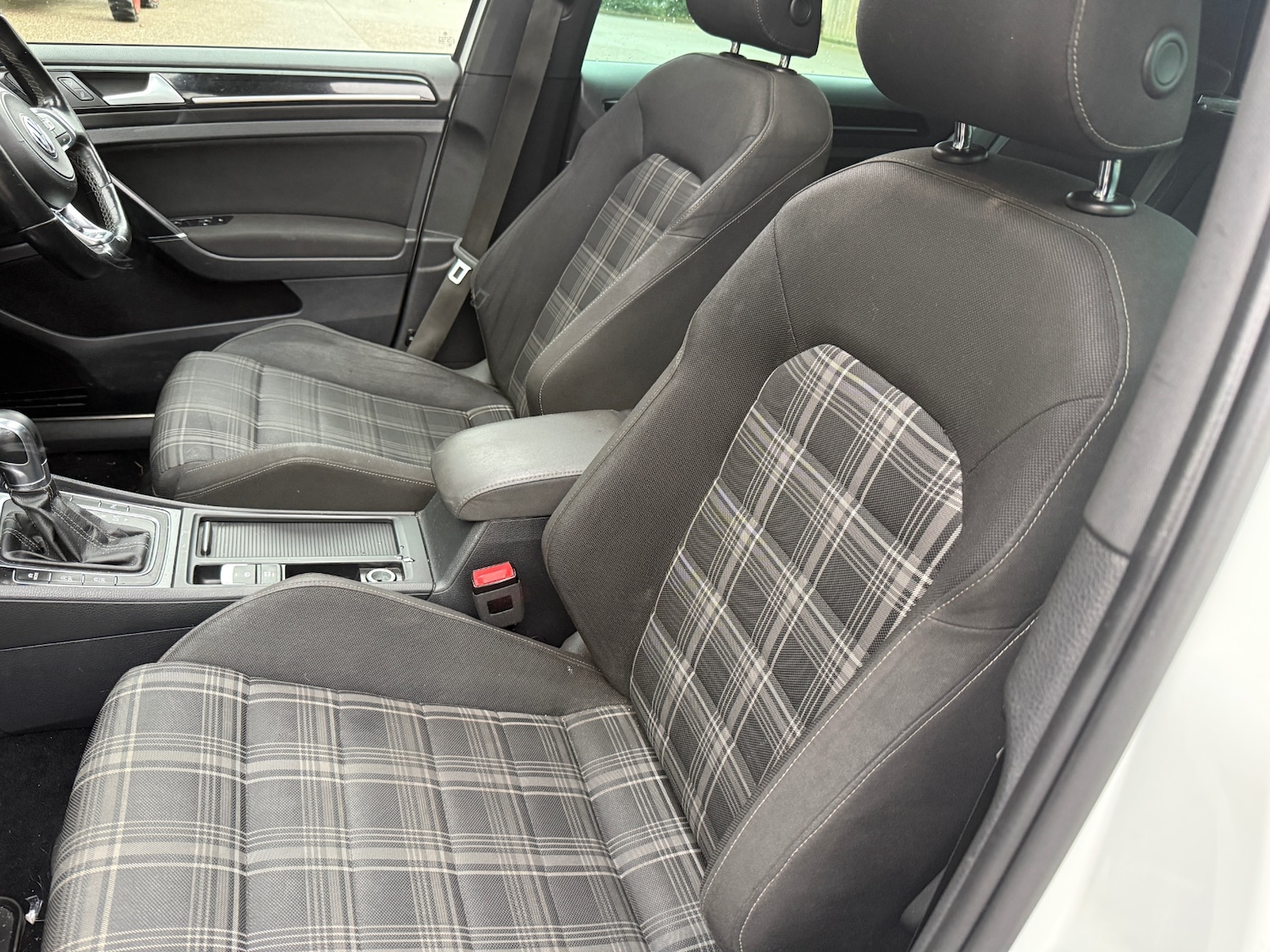 Used Volkswagen Golf 2016 for sale - 77019435: Photo 10