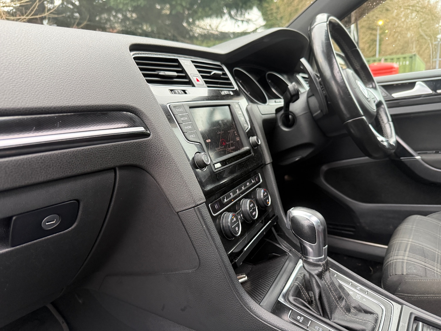 Used Volkswagen Golf 2016 for sale - 77019435: Photo 12