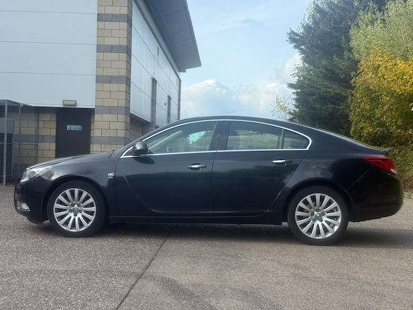 Used Vauxhall Insignia 2011 for sale - 75972744: Photo 5