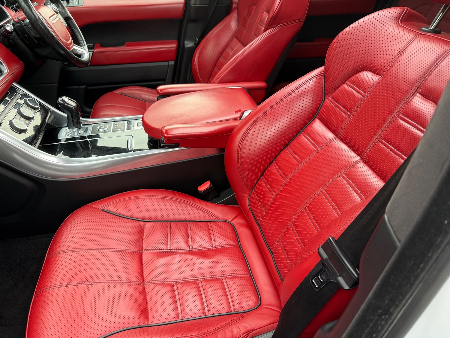 Used Land Rover Range Rover Sport 2014 for sale - 76862828: Photo 10