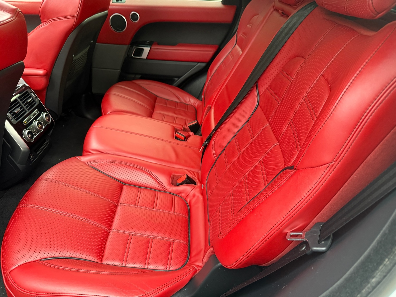 Used Land Rover Range Rover Sport 2014 for sale - 76862828: Photo 11