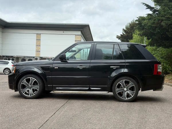 Used Land Rover Range Rover Sport 2009 for sale - 74760362: Photo 5