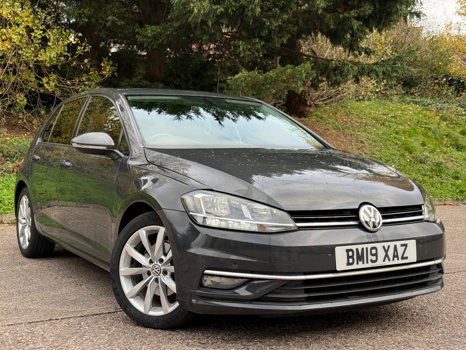 Used Volkswagen Golf 2019 for sale - 76450401: Photo 1