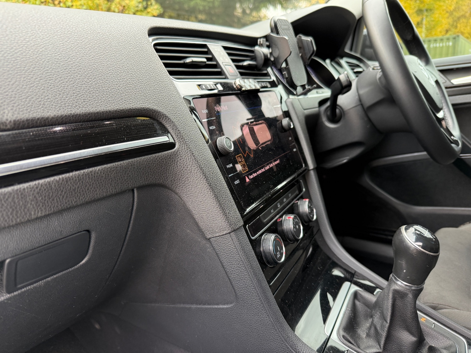 Used Volkswagen Golf 2019 for sale - 76450401: Photo 10