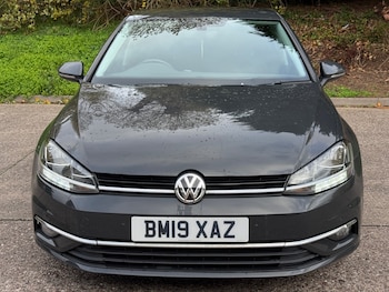 Used Volkswagen Golf 2019 for sale - 76450401: Photo