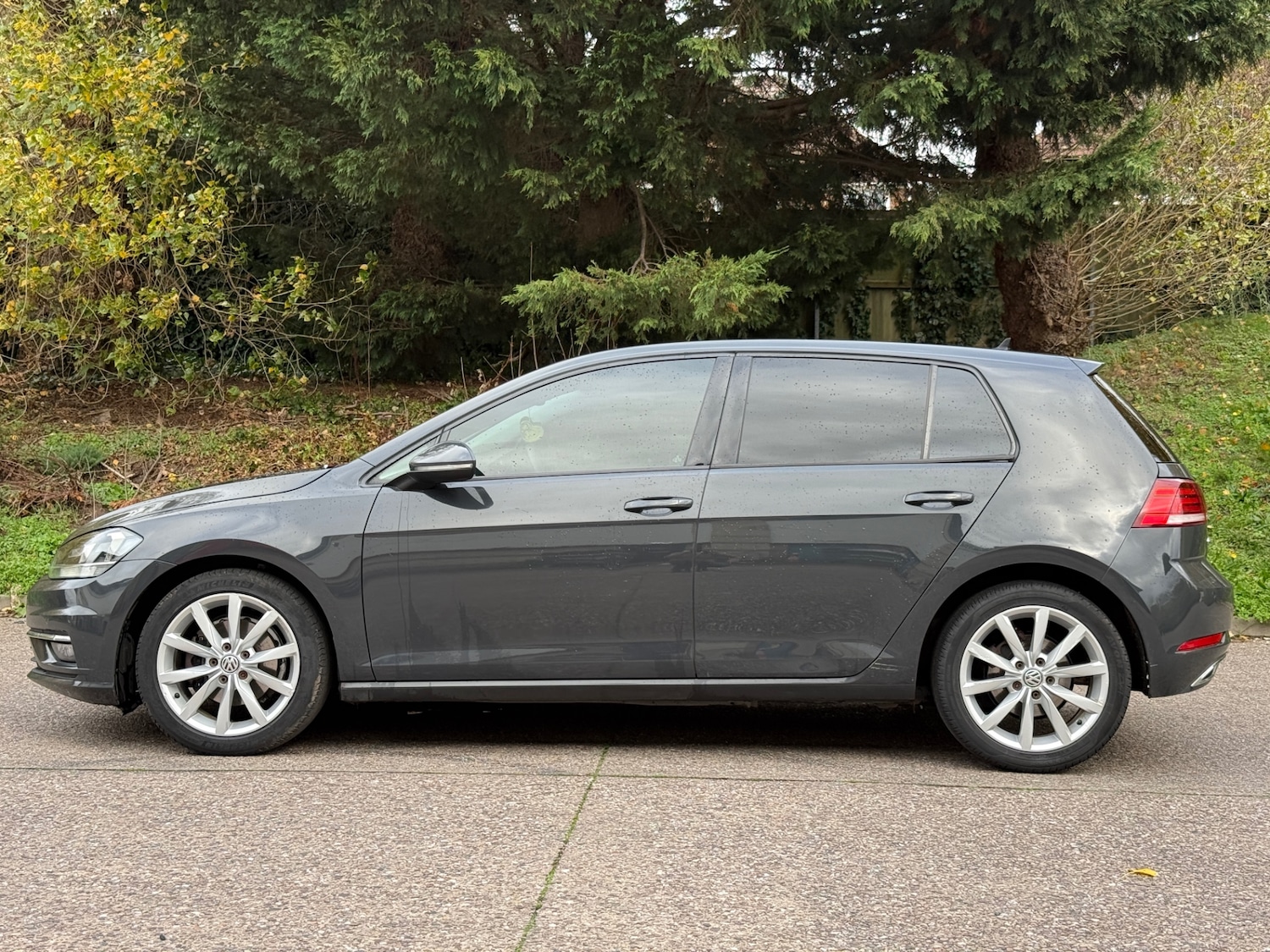 Used Volkswagen Golf 2019 for sale - 76450401: Photo 5