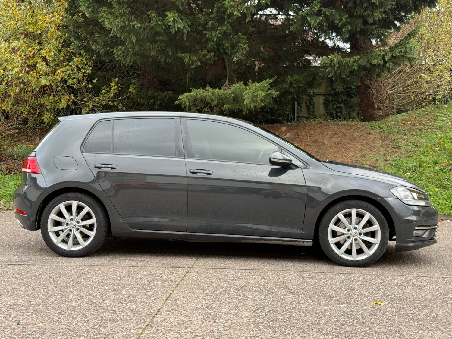 Used Volkswagen Golf 2019 for sale - 76450401: Photo 6