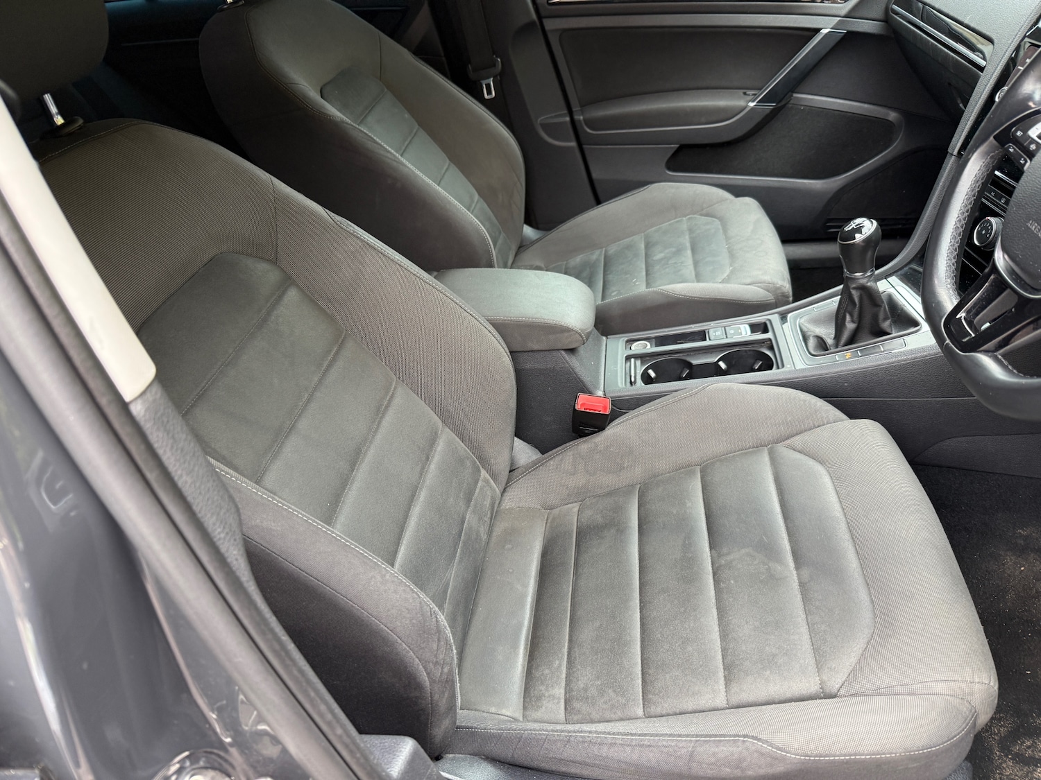 Used Volkswagen Golf 2019 for sale - 76450401: Photo 9