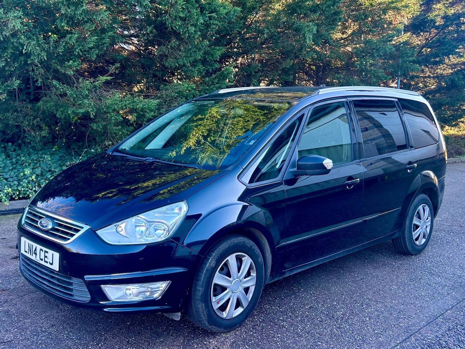 Used Ford Galaxy 2014 for sale - 76768809: Photo 4