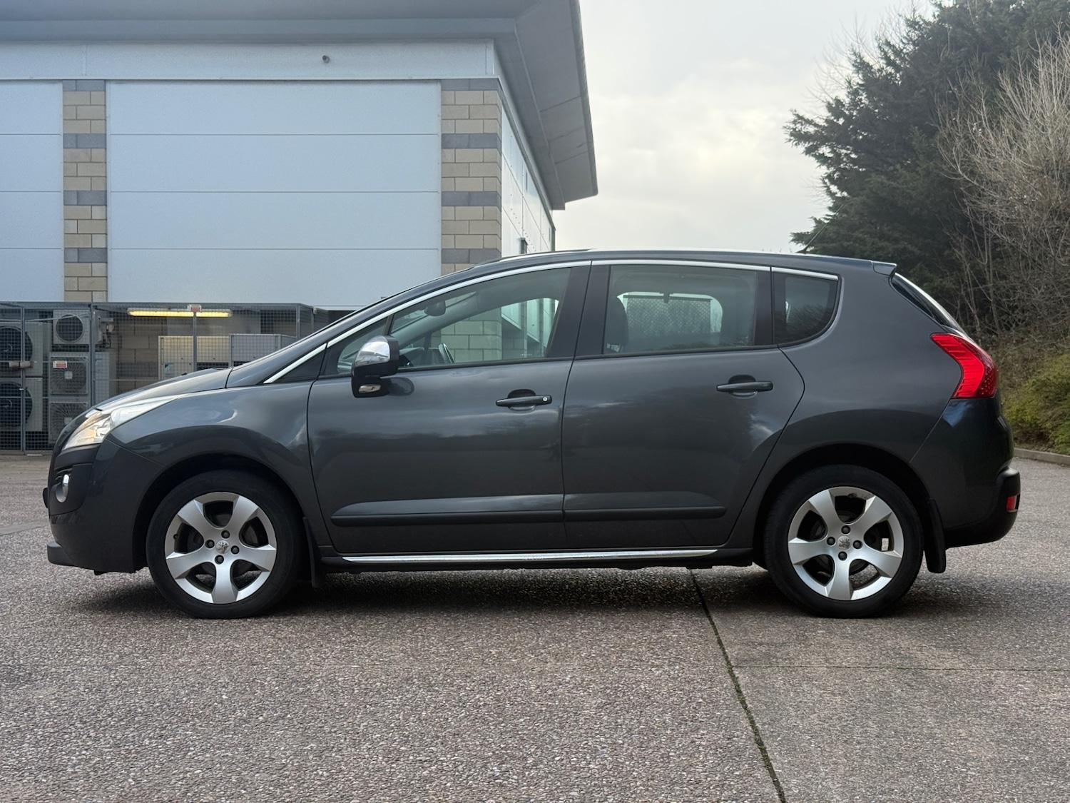 Used Peugeot 3008 2010 for sale - 77877659: Photo 5