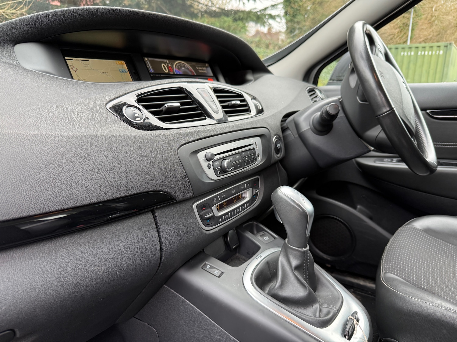 Used Renault Scenic 2015 for sale - 77491041: Photo 12