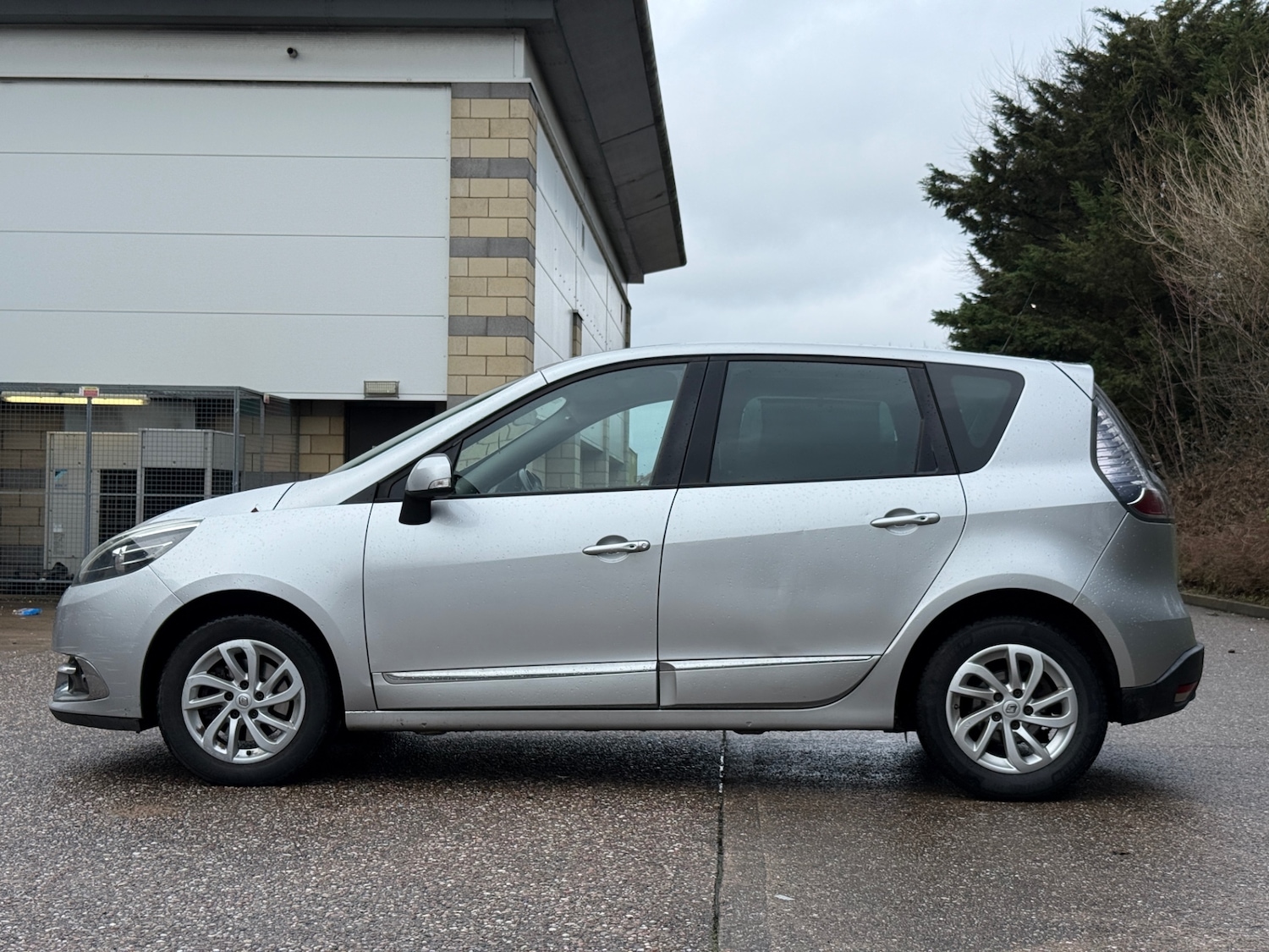 Used Renault Scenic 2015 for sale - 77491041: Photo 5