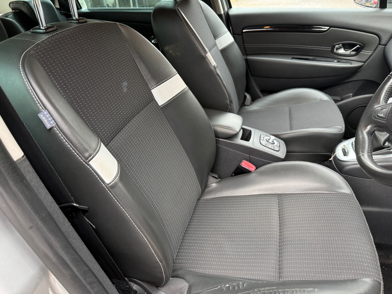 Used Renault Scenic 2015 for sale - 77491041: Photo 9