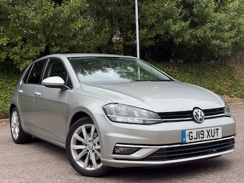 Volkswagen - Golf